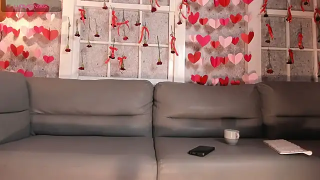 Snapshot of Belliinda_21 chatting on 02/15/25, 06:55 Belliinda 21 online show from 02/15/25, 06:55