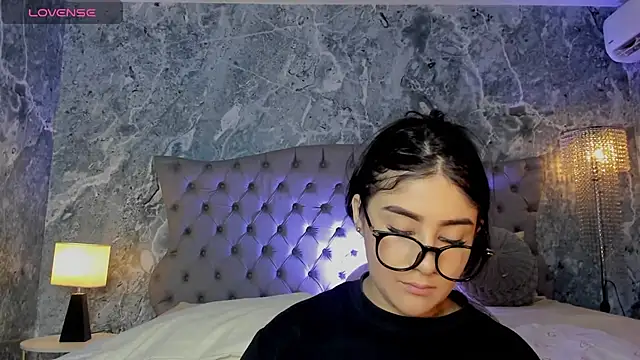 Belliinda 21 online show from 06/20/26, 07:05