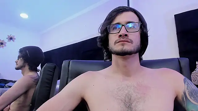 Loggan donnelly online show from 01/23/25, 12:25