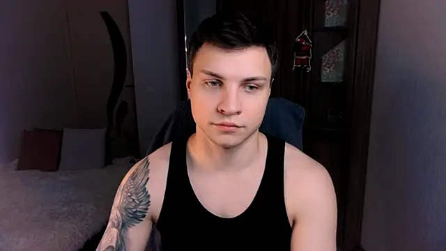 handsome guy01 online show from 12/16/24, 07:48