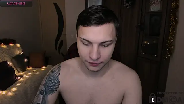 handsome guy01 online show from 11/29/25, 02:25