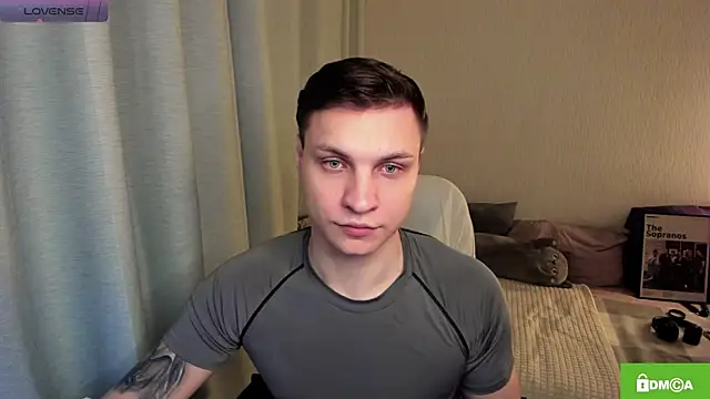 handsome guy01 online show from 05/21/26, 07:43