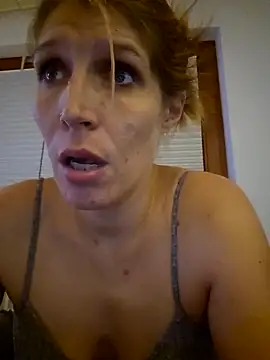 Lenchen  online show from 10/30/25, 08:53