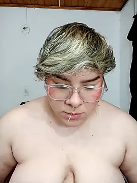 amalia love online show from 12/28/24, 11:26