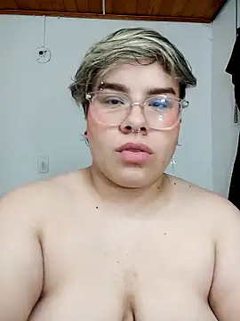 amalia love online show from 01/04/25, 06:52