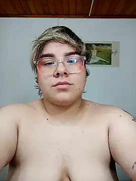 amalia love online show from 01/30/25, 10:19