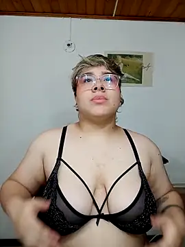 amalia love online show from 02/22/25, 11:03