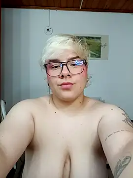 amalia love online show from 10/11/25, 05:17