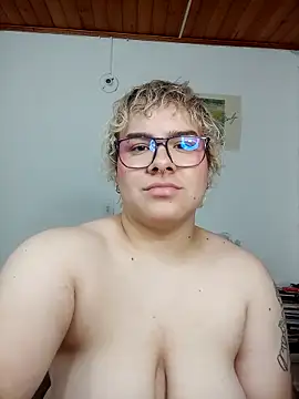 amalia love online show from 11/25/25, 03:34