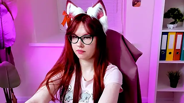 CarolGiggly online show from 11/03/25, 12:02