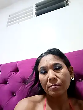 tiffany Bitch online show from 05/02/26, 12:37