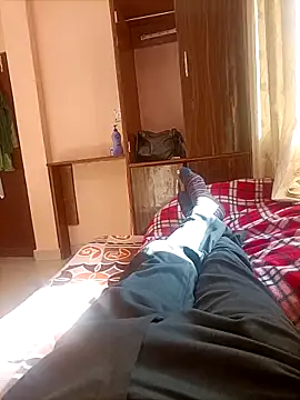 Snapshot of RRahullove69 chatting on 10/29/25, 09:00 RRahullove69 online show from 10/29/25, 09:00