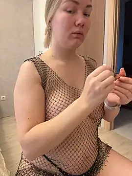 Snapshot of LianaCruz__ chatting on 01/19/26, 05:11 LianaCruz online show from 01/19/26, 05:11