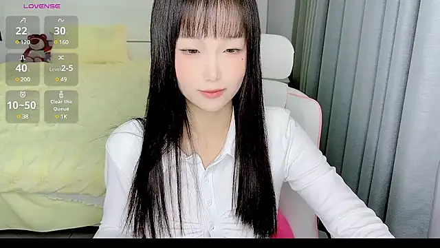 Snapshot of -Wendy__ chatting on 01/18/25, 03:20 -Wendy online show from 01/18/25, 03:20