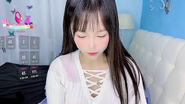 Snapshot of -Wendy__ chatting on 01/12/26, 04:07 -Wendy online show from 01/12/26, 04:07