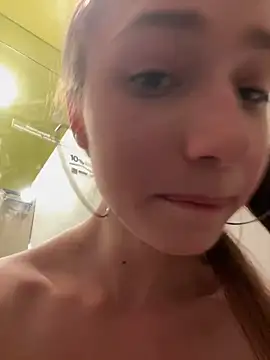 Lia  Love online show from 12/17/24, 03:49