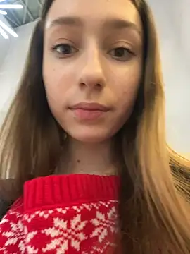 Lia  Love online show from 12/18/24, 04:17