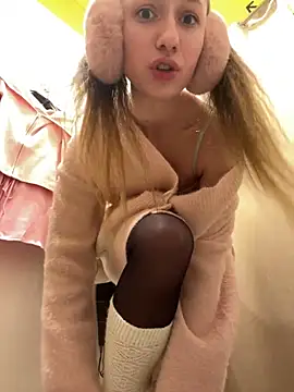 Lia  Love online show from 01/07/25, 01:14