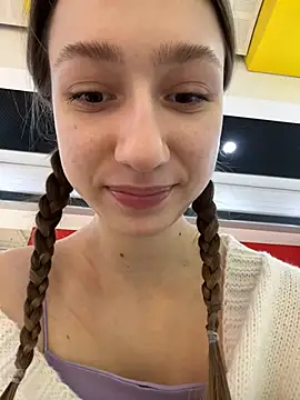 Lia  Love online show from 02/11/25, 12:16