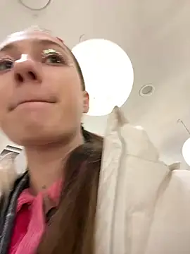 Lia  Love online show from 02/13/25, 01:15