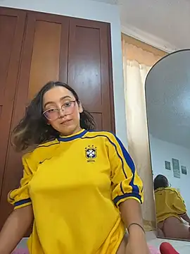 Kay LustyWife online show from 06/28/26, 04:13