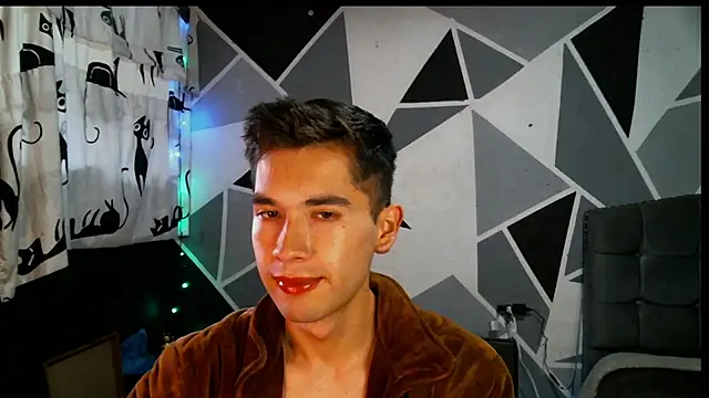 Snapshot of samael1107 chatting on 12/21/24, 09:25 samael1107 online show from 12/21/24, 09:25