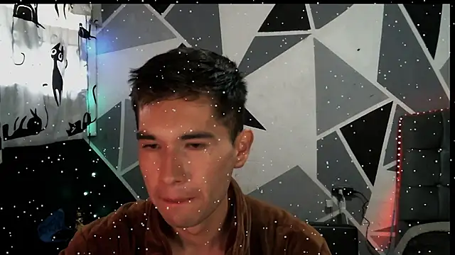 Snapshot of samael1107 chatting on 12/25/24, 04:00 samael1107 online show from 12/25/24, 04:00