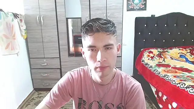 Snapshot of samael1107 chatting on 10/08/25, 08:39 samael1107 online show from 10/08/25, 08:39