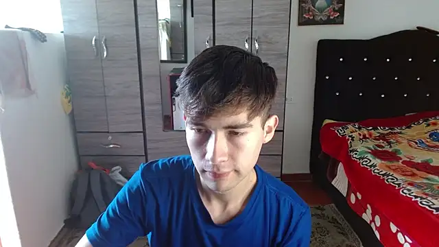 Snapshot of samael1107 chatting on 11/10/25, 04:17 samael1107 online show from 11/10/25, 04:17