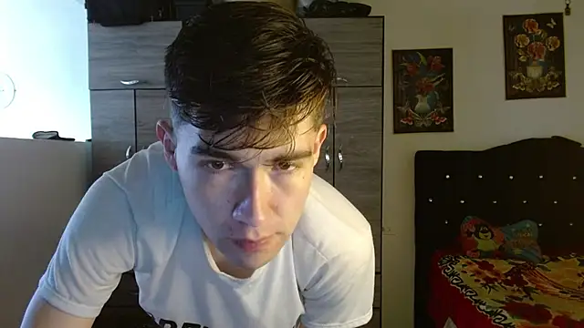 Snapshot of samael1107 chatting on 12/02/25, 06:58 samael1107 online show from 12/02/25, 06:58