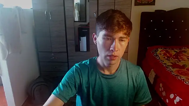 Snapshot of samael1107 chatting on 12/19/25, 08:05 samael1107 online show from 12/19/25, 08:05