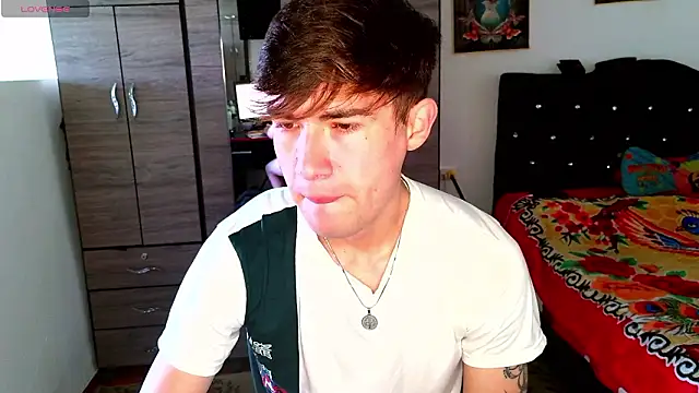 Snapshot of samael1107 chatting on 03/04/26, 02:45 samael1107 online show from 03/04/26, 02:45