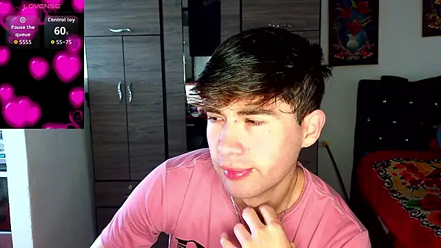 Snapshot of samael1107 chatting on 03/08/26, 03:27 samael1107 online show from 03/08/26, 03:27