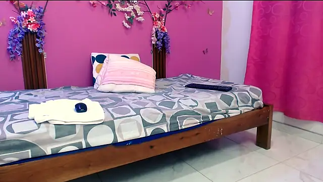 analdeepalejandra18 online show from 11/20/25, 07:24