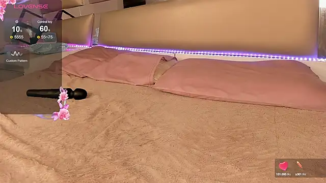 Snapshot of Mis__lola chatting on 12/12/24, 11:03 Mis  lola online show from 12/12/24, 11:03