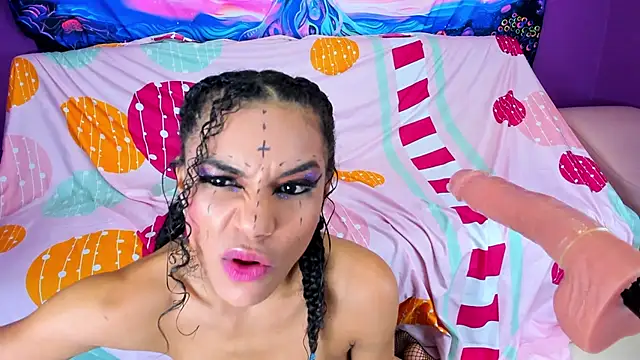 AnnemiekNicole online show from 02/01/25, 08:47