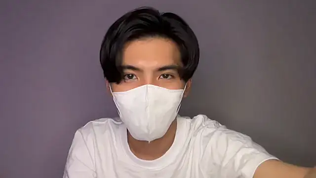 Snapshot of Lio_kun chatting on 10/31/25, 03:02 Lio kun online show from 10/31/25, 03:02