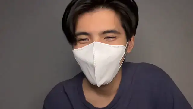 Snapshot of Lio_kun chatting on 11/08/25, 01:11 Lio kun online show from 11/08/25, 01:11