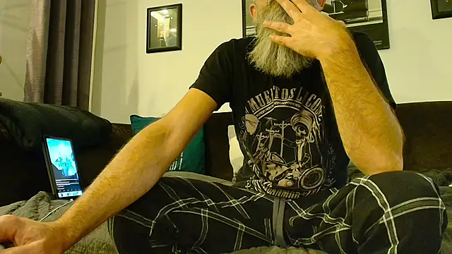 Snapshot of Kingsscepter chatting on 09/29/25, 05:51 Kingsscepter online show from 09/29/25, 05:51