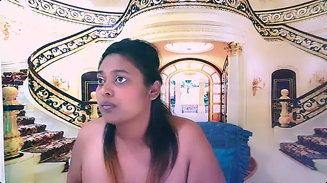 Snapshot of IndianYummy chatting on 02/21/25, 12:38 IndianYummy online show from 02/21/25, 12:38
