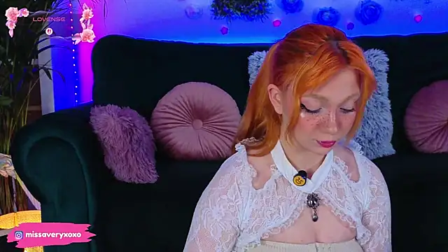 AveryWillow online show from 05/16/26, 03:36