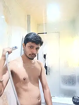 Snapshot of skinnyyyyyyyyy chatting on 01/14/26, 04:40 skinnyyyyyyyyy online show from 01/14/26, 04:40