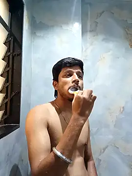 Snapshot of skinnyyyyyyyyy chatting on 03/07/26, 04:42 skinnyyyyyyyyy online show from 03/07/26, 04:42