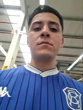 Snapshot of Martinhub-69 chatting on 09/10/25, 07:36 Martinhub-69 online show from 09/10/25, 07:36