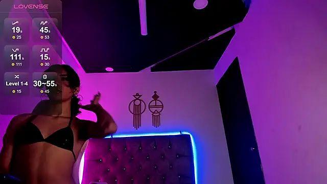 MiaCavallii  online show from 03/11/25, 02:54