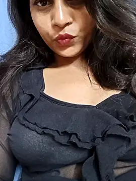 Snapshot of Sanjana-Mehar chatting on 10/06/25, 08:39 Sanjana-Mehar online show from 10/06/25, 08:39