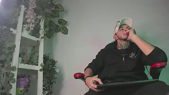 the beast master  online show from 01/25/25, 12:26