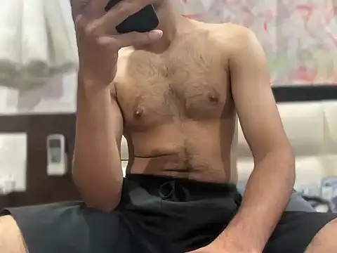 Snapshot of rahul_4u chatting on 02/08/26, 02:42 rahul 4u online show from 02/08/26, 02:42