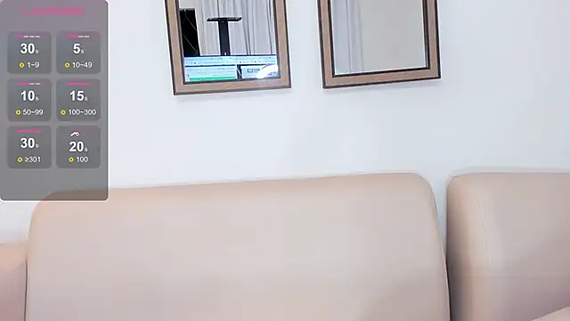 naomiii   online show from 02/11/25, 01:20