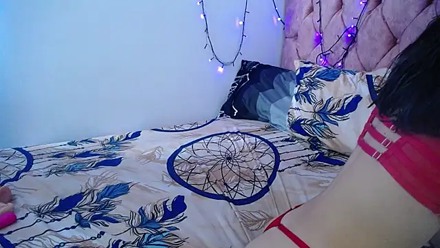 Snapshot of AMBER_LOVE22 chatting on 01/25/25, 04:03 AMBER LOVE22 online show from 01/25/25, 04:03